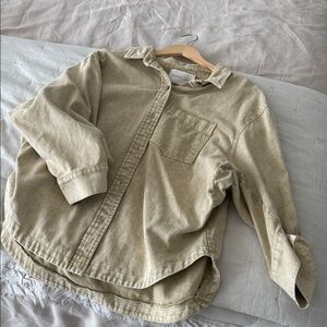 Mustard Seed Tan Button-Down Shirt  NEW !! Size small but fit baggy